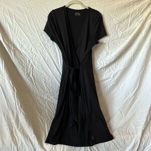 Eddie Bauer Travex black wrap dress